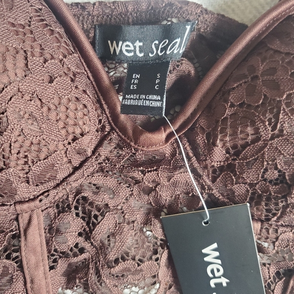 NWT Lace Floral Padded Bralette Bustier Style Crop Top - Picture 9 of 13